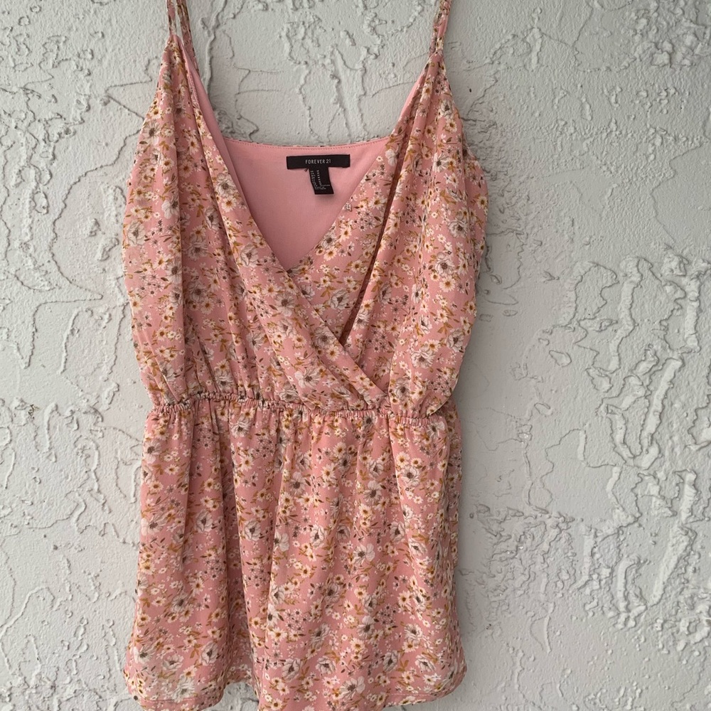 Reduced! Forever 21 spaghetti strap floral romper